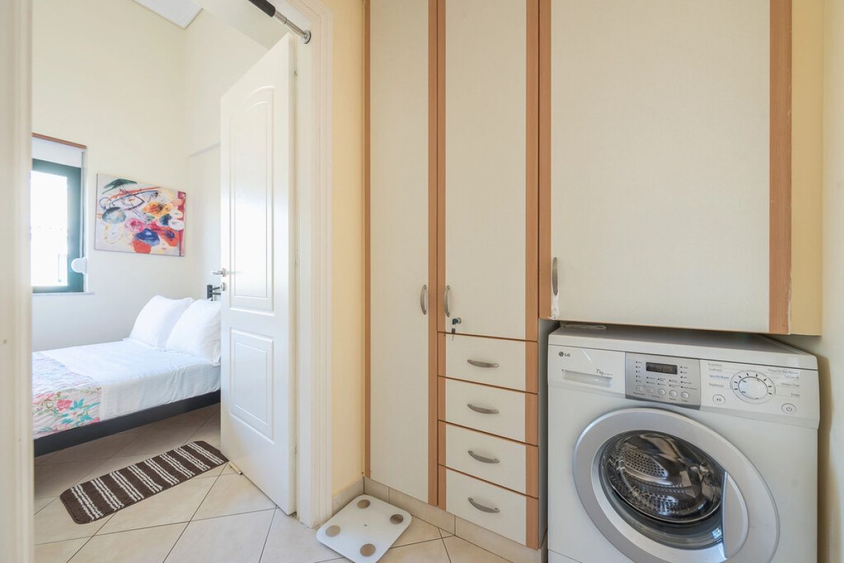 Таунхаус в Афинах, Греция, 100 м2 фото 2