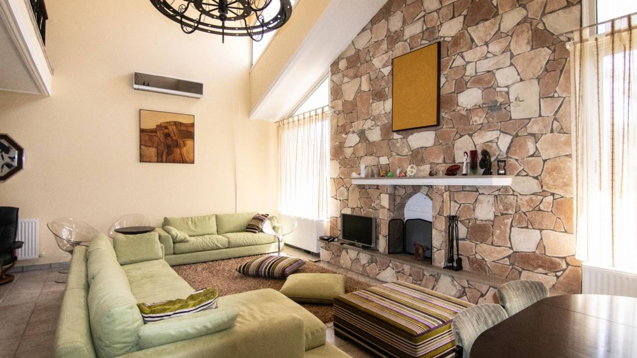 Вилла в Паралимни, Кипр, 320 м2 фото 2
