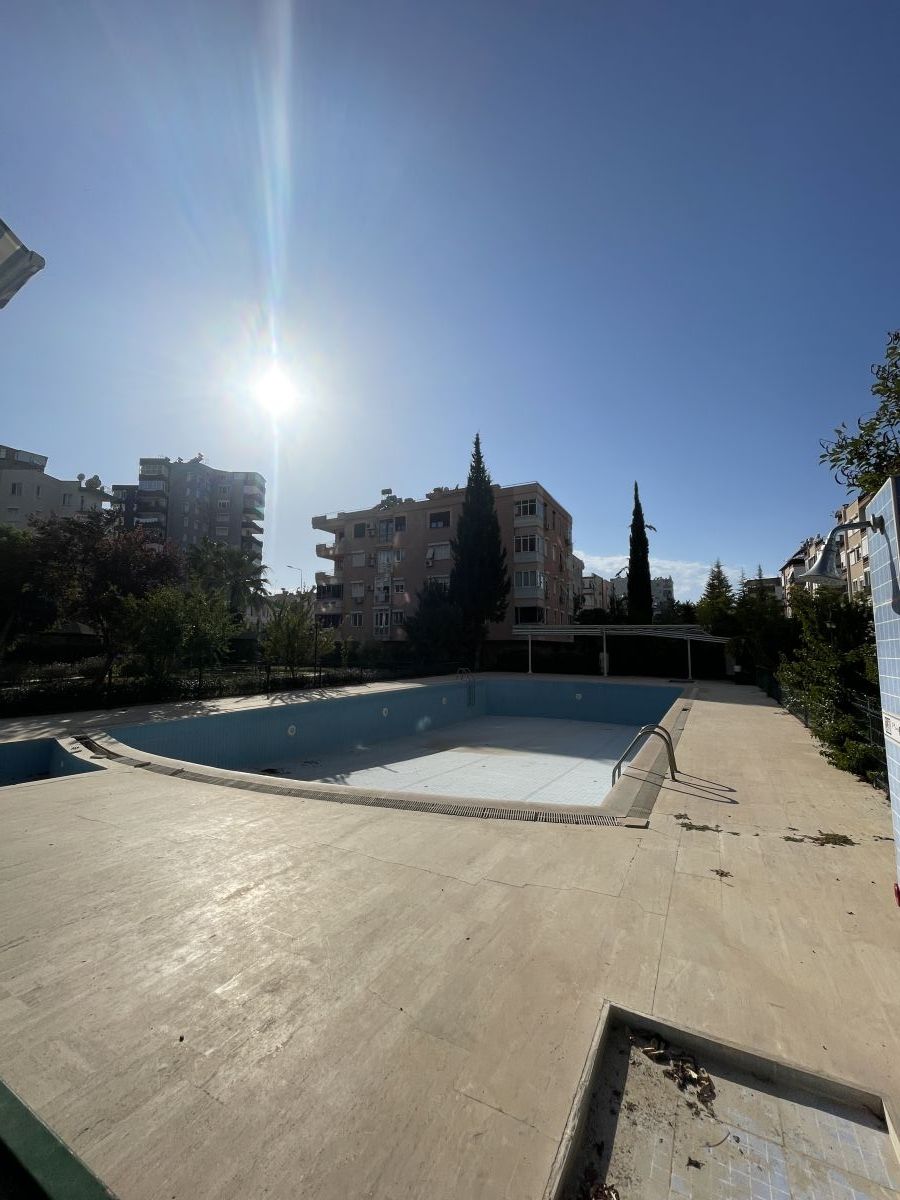 Квартира Yeşilbahçe Mh., Турция, 240 м2 фото 3