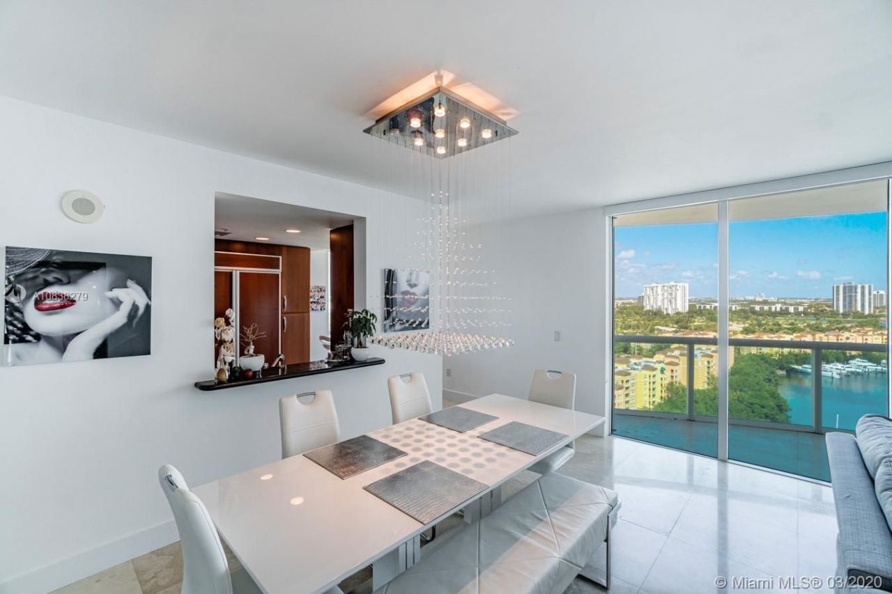 Апартаменты в Майами, США, 170 м2 фото 2
