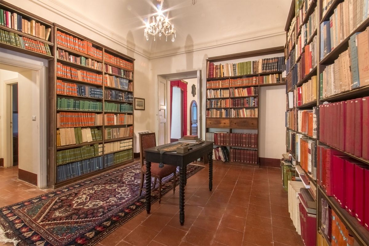 Квартира в Терамо, Италия, 400 м2 фото 5