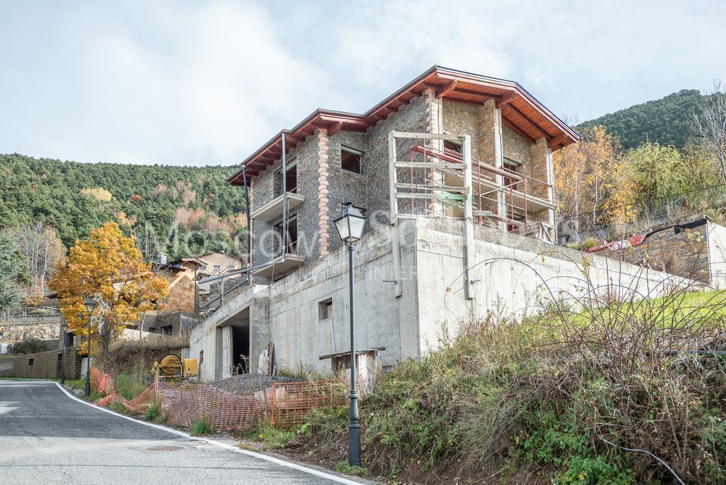 Вилла в Сан-Жулиа-де-Лории, Андорра, 385 м2 фото 1