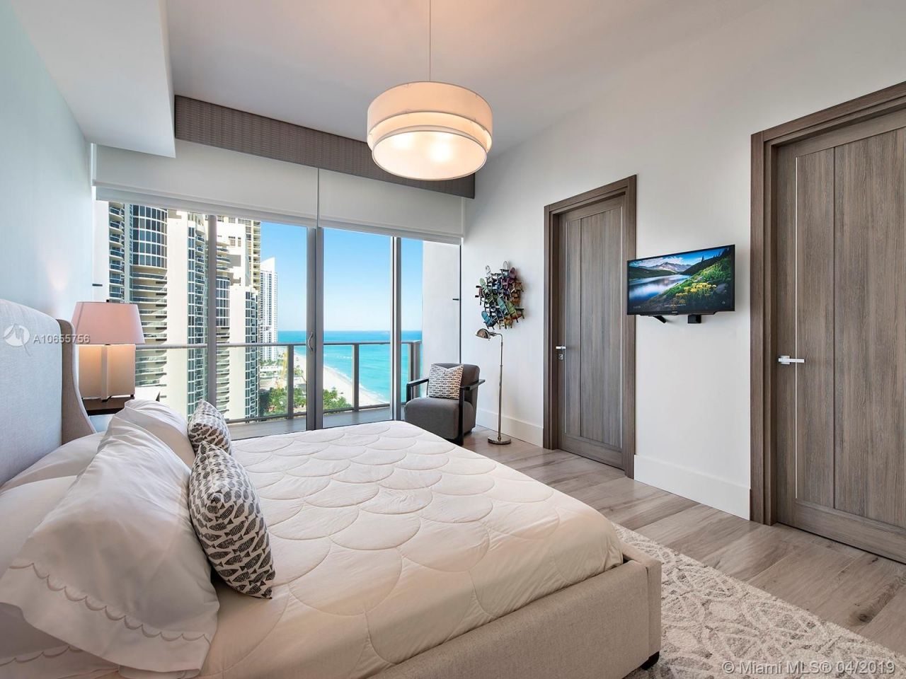 Квартира в Майами, США, 250 м2 фото 5