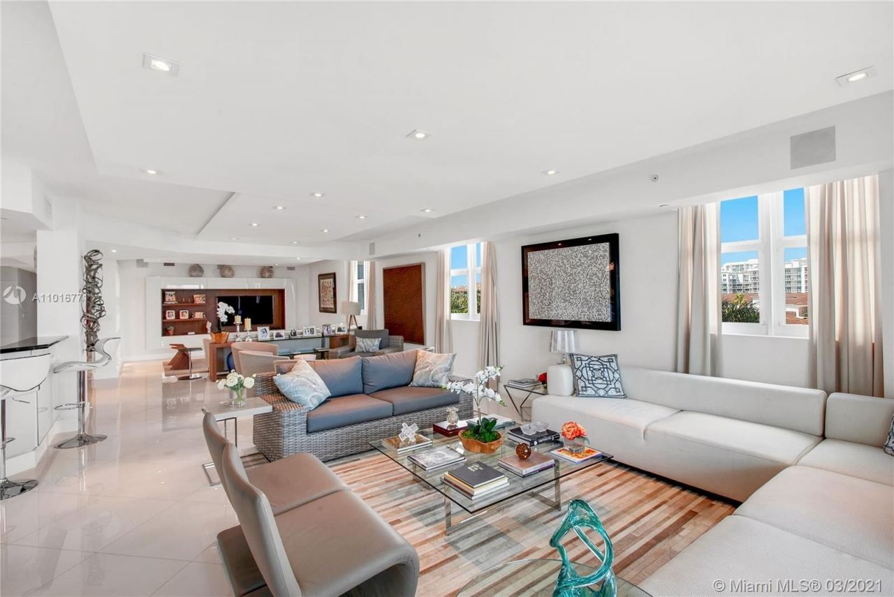 Квартира в Майами, США, 330 м2 фото 5