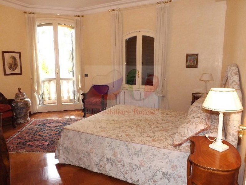 Вилла в Сан-Ремо, Италия, 500 м2 фото 4