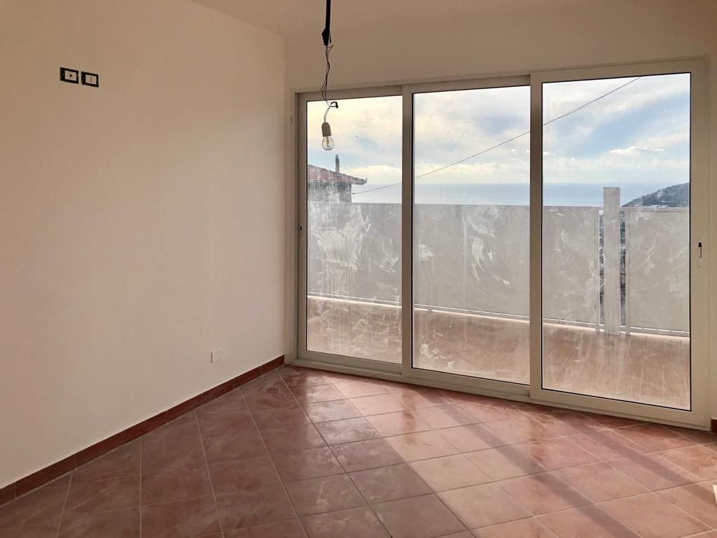 Коттедж в Сан-Ремо, Италия, 100 м2 фото 3