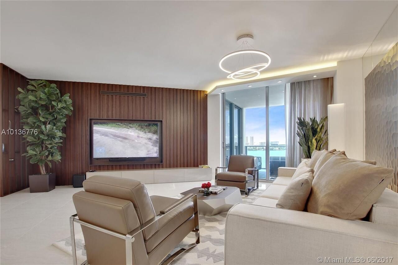 Квартира в Майами, США, 180 м2 фото 2