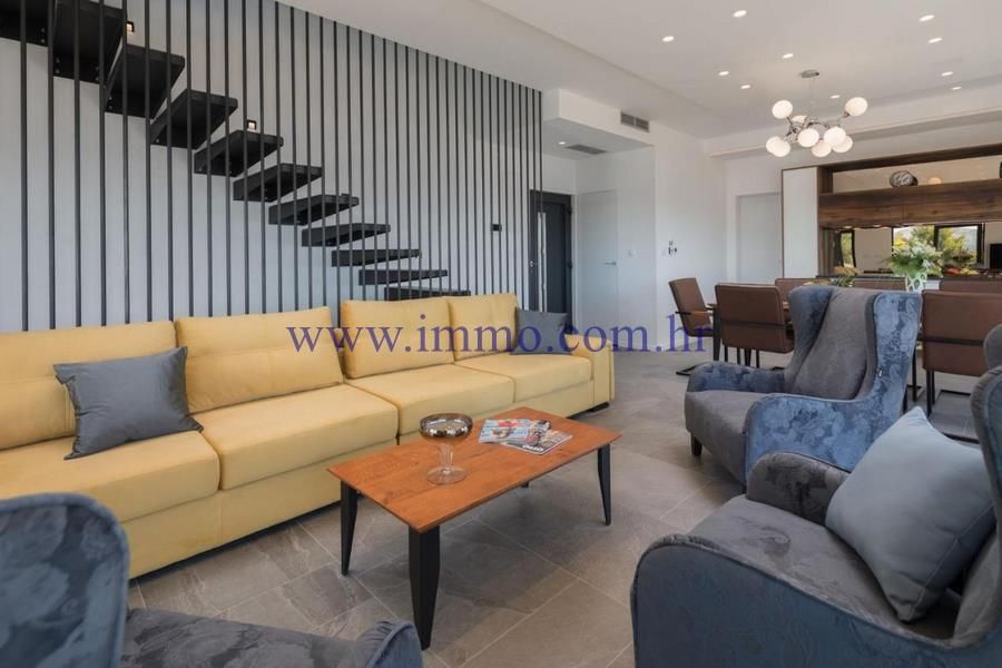 Вилла в Трогире, Хорватия, 310 м2 фото 3