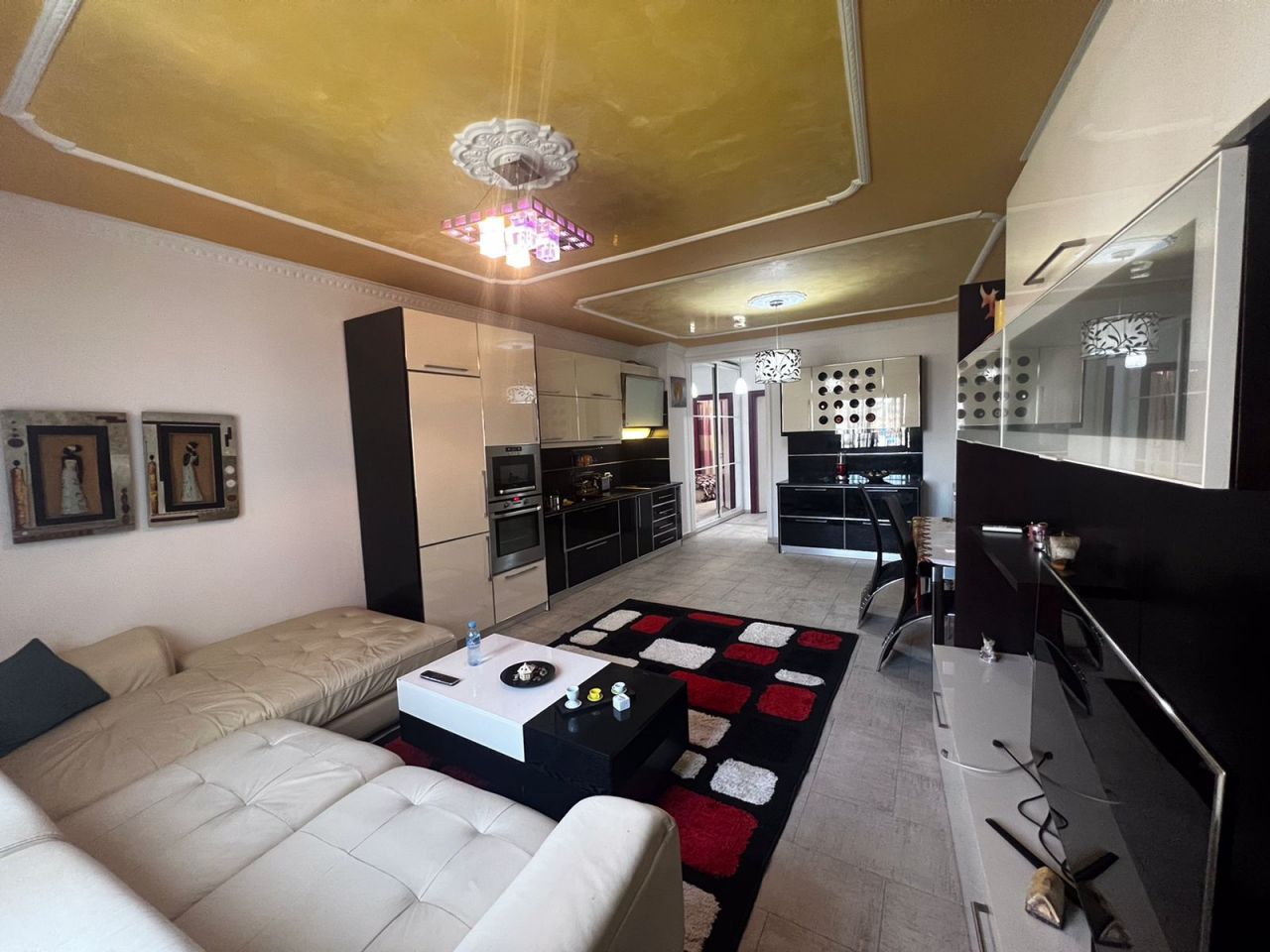 Квартира в Тиране, Албания, 74 м2 фото 1