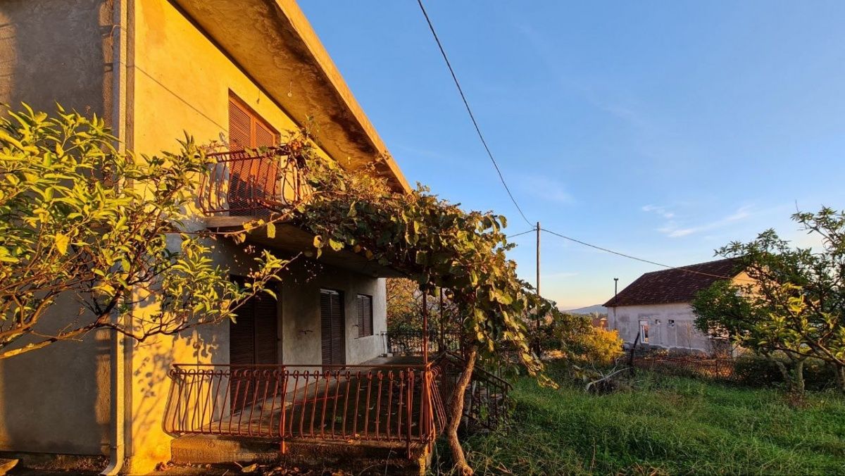 Дом в Тивате, Черногория, 150 м2 фото 3