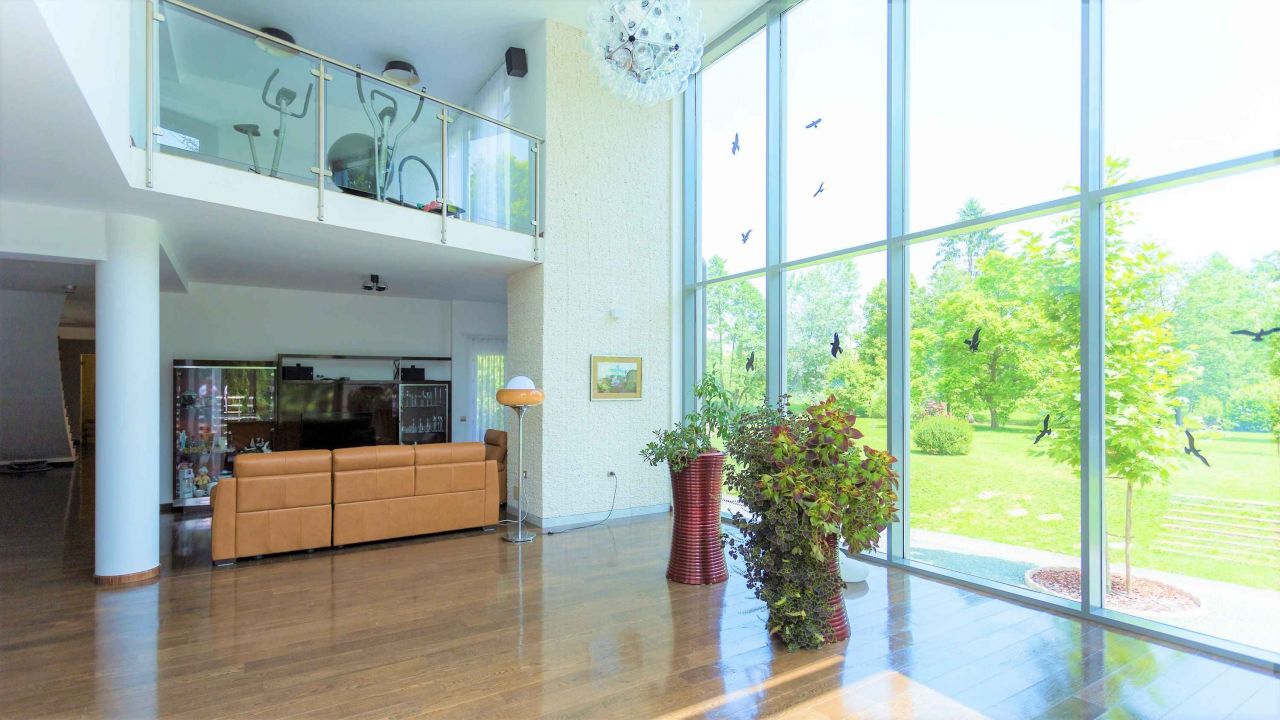 Поместье в Врхнике, Словения, 650 м2 фото 2
