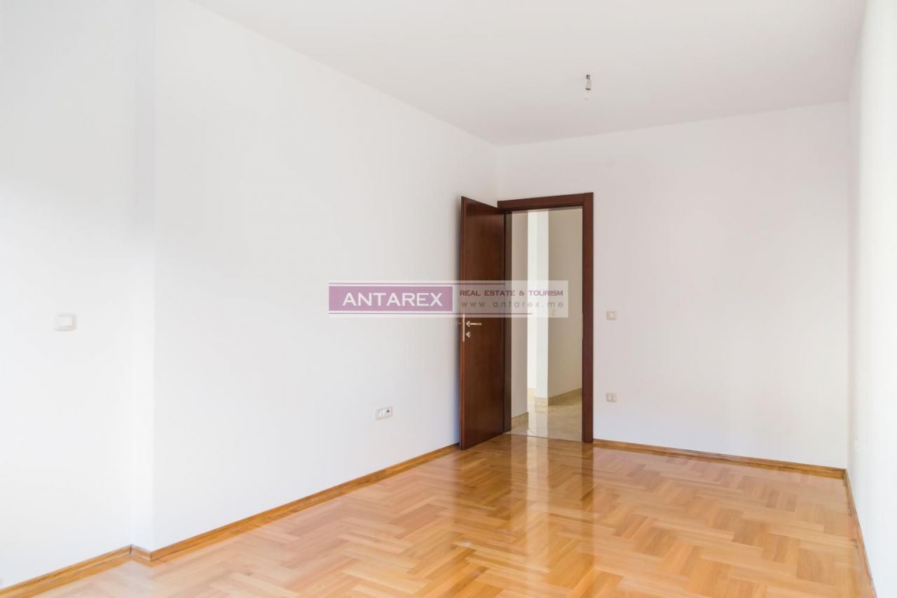 Апартаменты в Бечичи, Черногория, 99 м2 фото 5