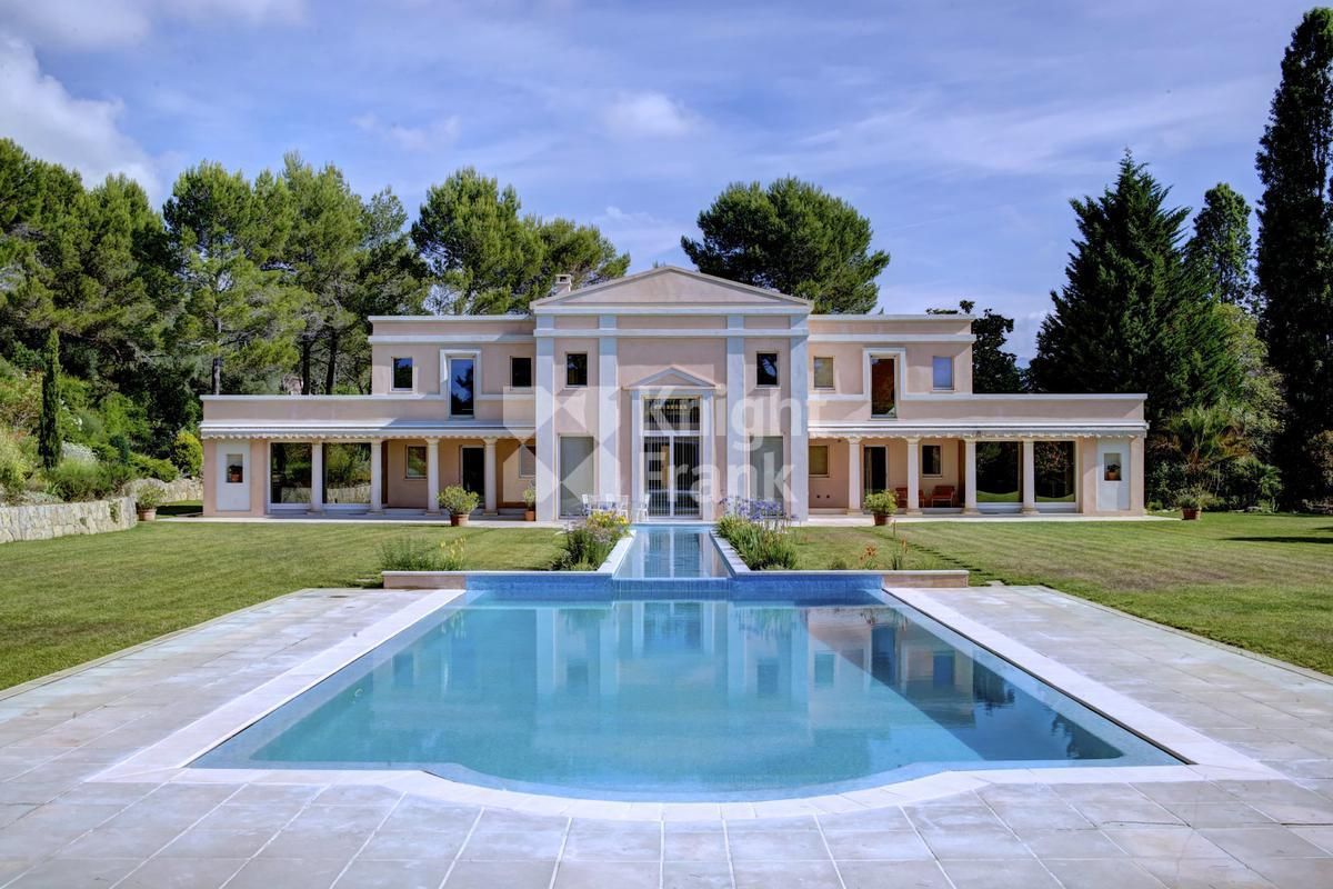 Вилла в Муан-Сарту, Франция, 500 м2 фото 2