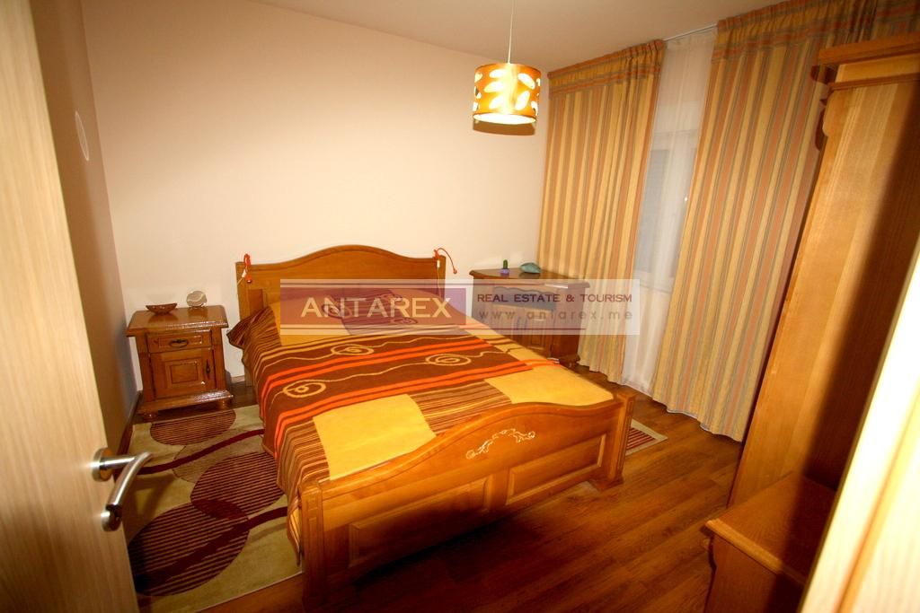 Апартаменты в Херцег-Нови, Черногория, 56 м2 фото 2