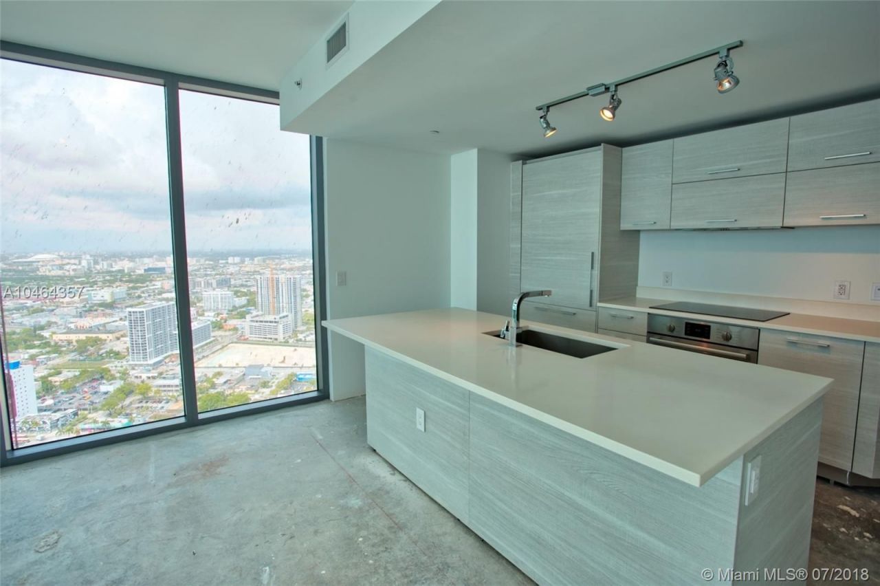 Апартаменты в Майами, США, 230 м2 фото 2