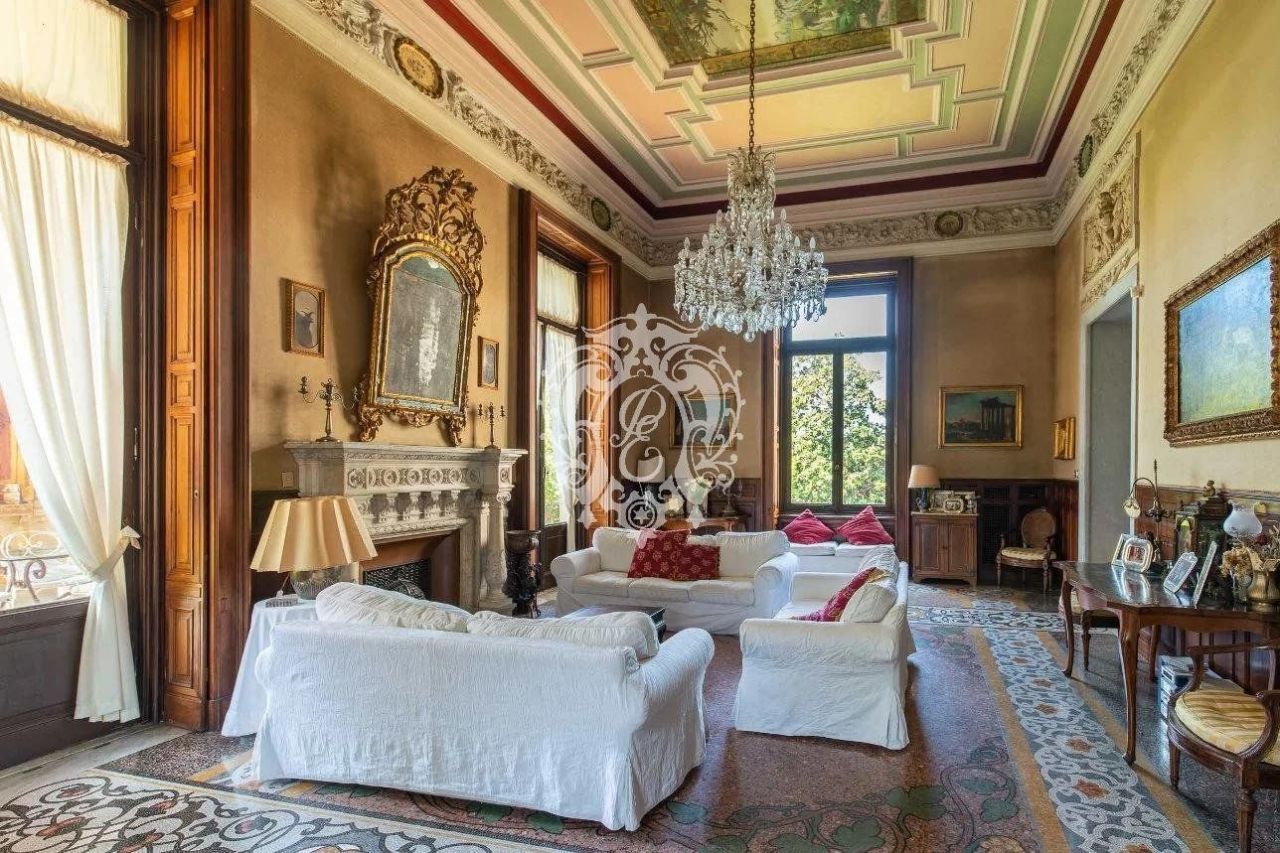 Квартира в Генуе, Италия, 600 м2 фото 4
