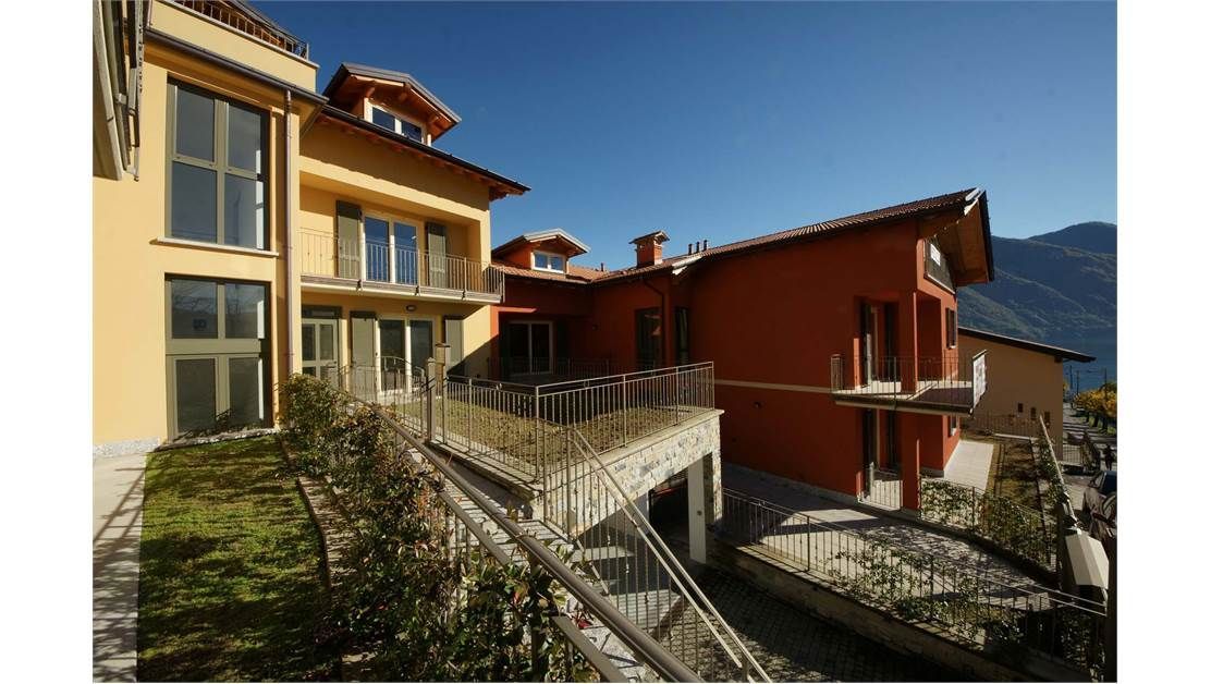 Квартира у озера Комо, Италия, 100 м2 фото 4