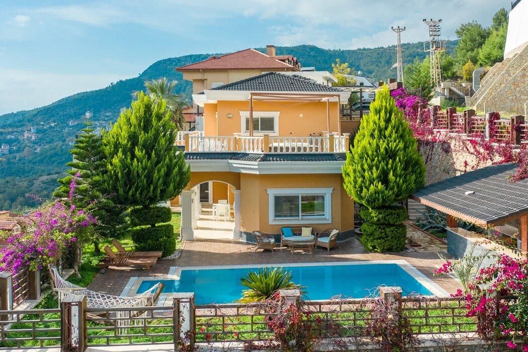 Вилла в Алании, Турция, 350 м2 фото 2