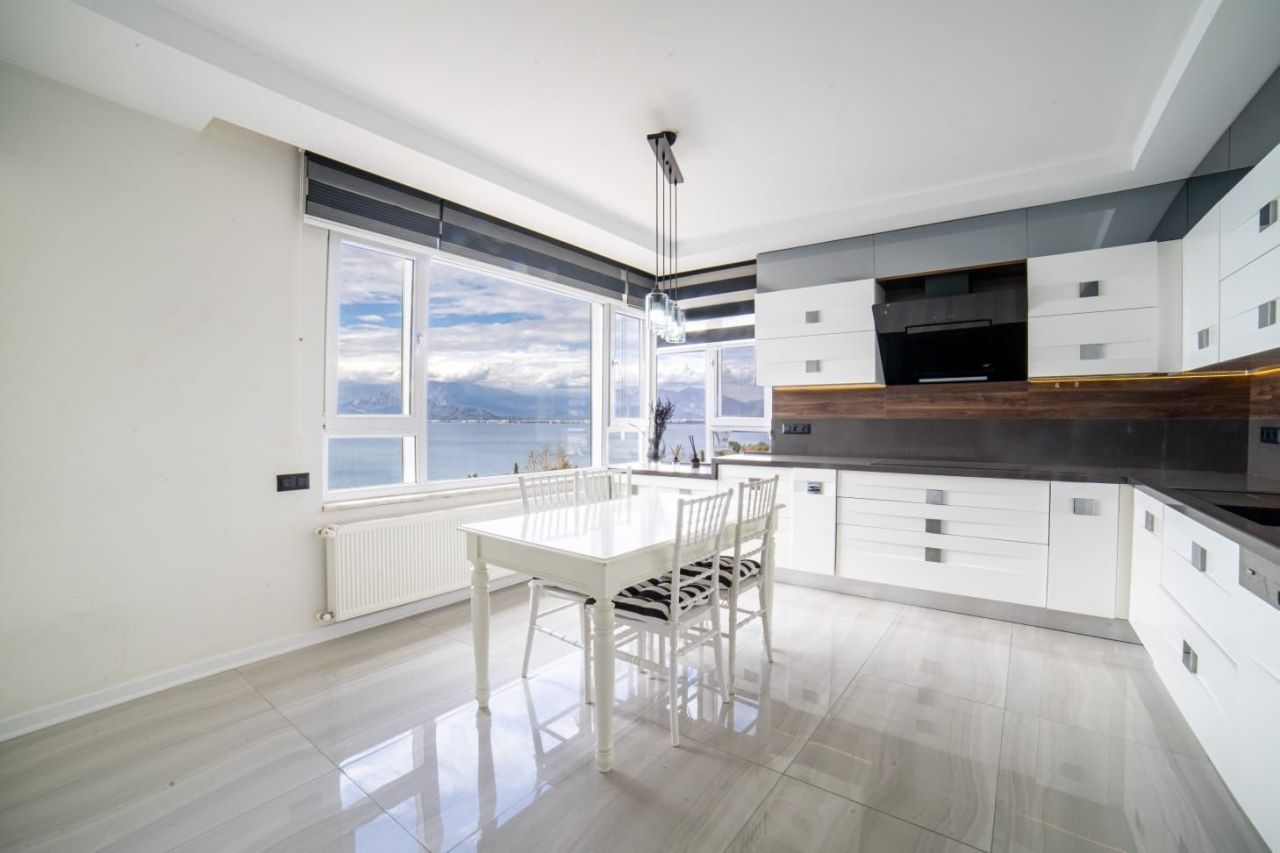 Квартира в Анталии, Турция, 170 м2 фото 4