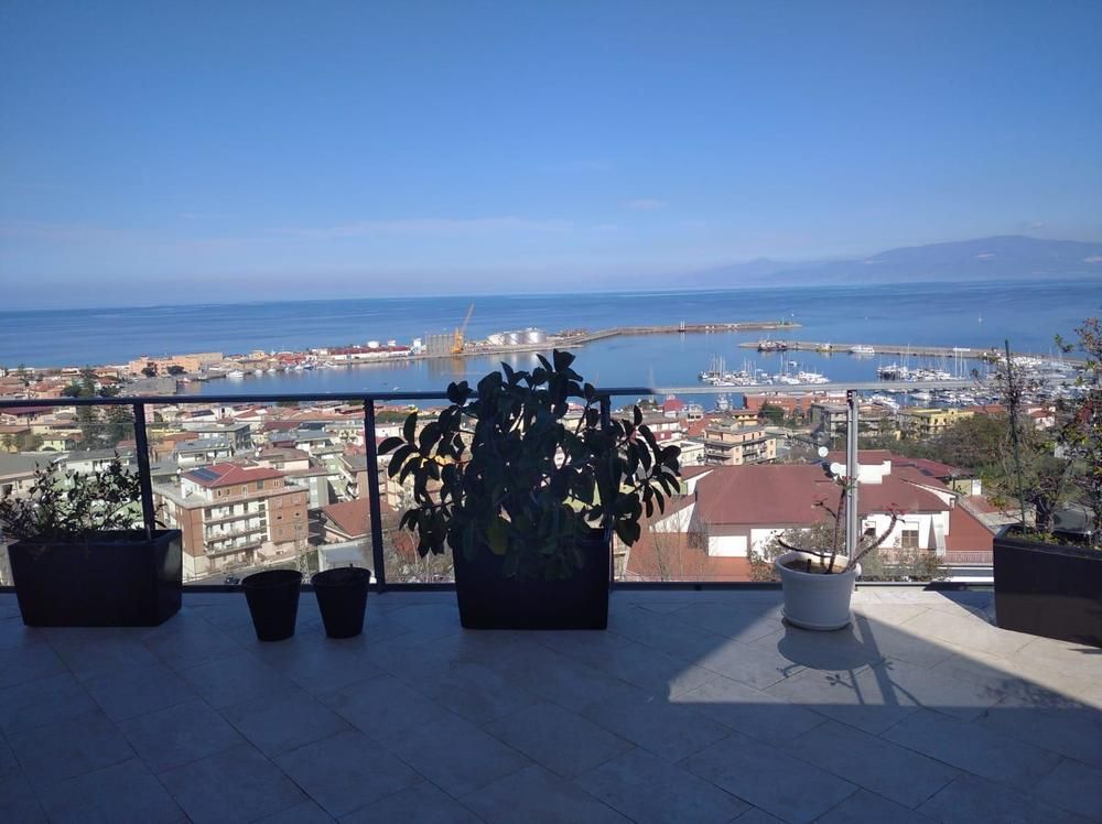 Апартаменты в Вибо-Марине, Италия, 150 м2 фото 2