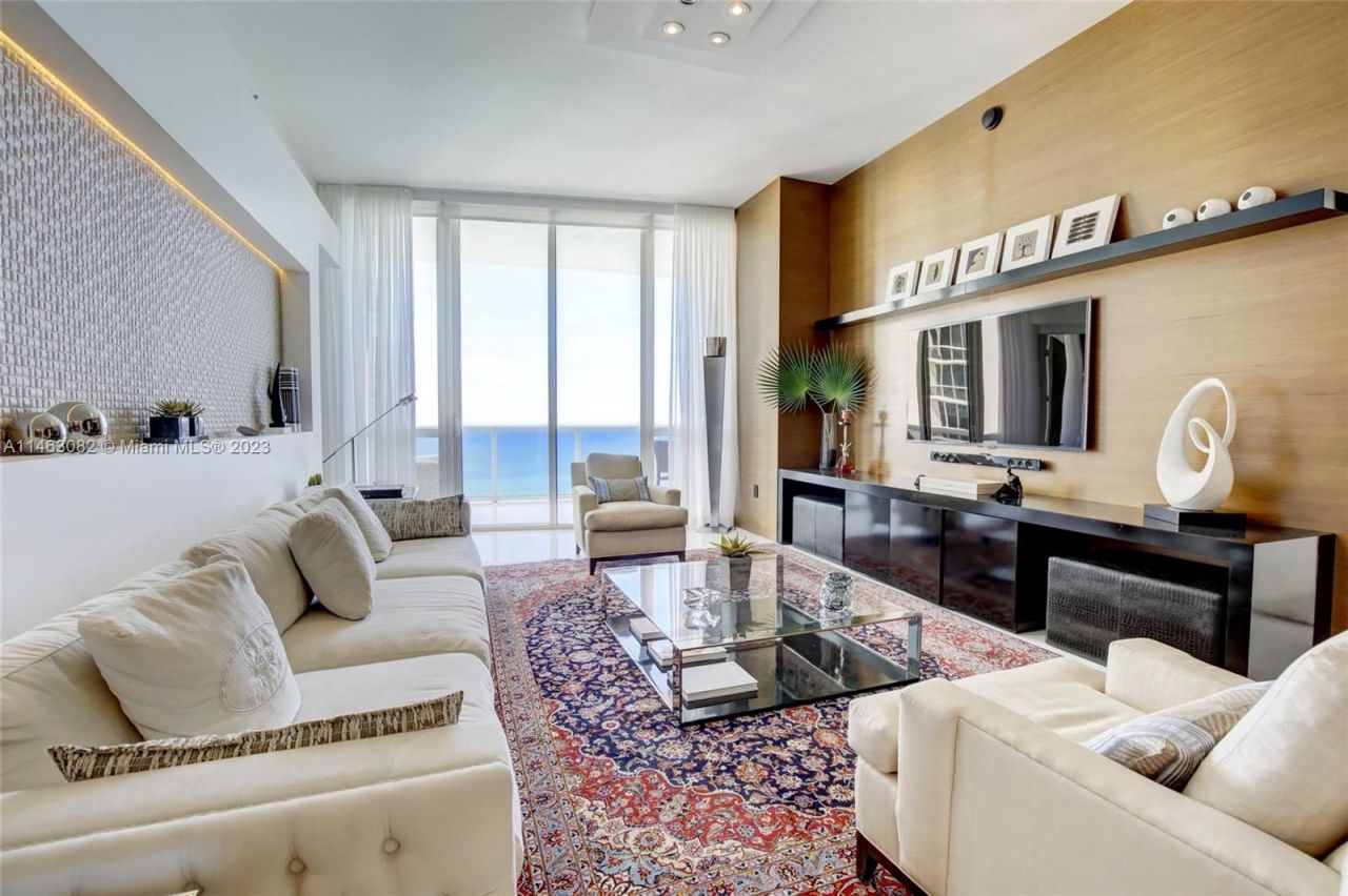 Квартира в Майами, США, 180 м2 фото 2