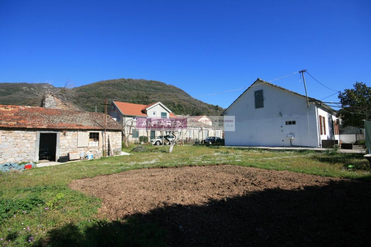 Вилла в Тивате, Черногория, 151 м2 фото 4