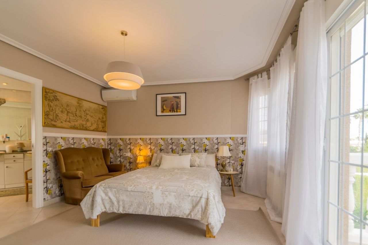 Вилла в Л'Альбире, Испания, 204 м2 фото 3