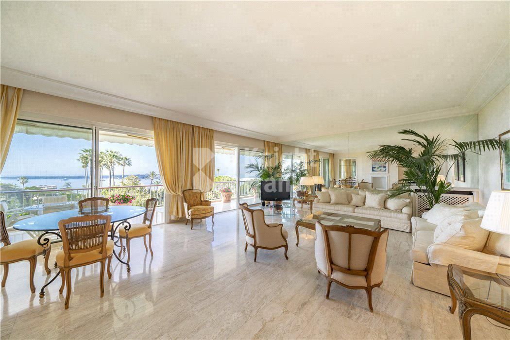 Апартаменты в Каннах, Франция, 175 м2 фото 3