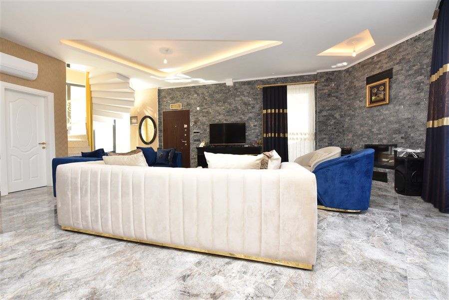 Вилла в Алании, Турция, 240 м2 фото 2