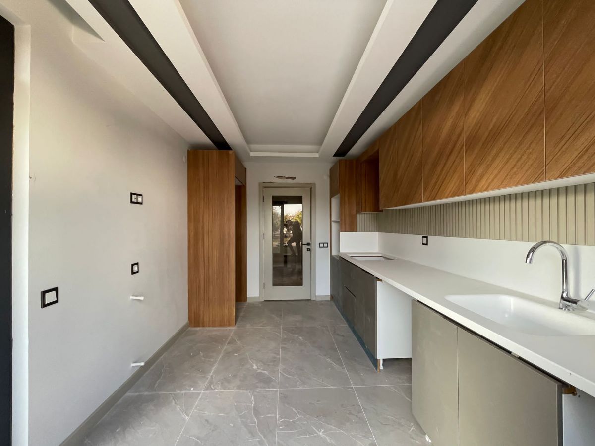 Квартира Varsak Karşıyaka Mh., Турция, 120 м2 фото 2