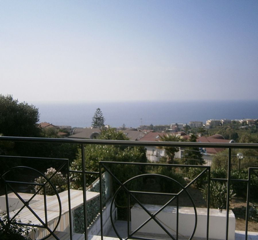 Квартира в Сан-Ремо, Италия, 105 м2 фото 2