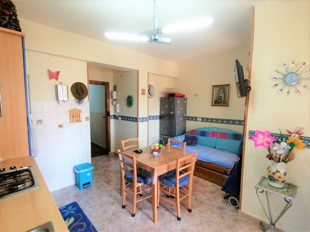 Апартаменты в Скалее, Италия, 60 м2 фото 2