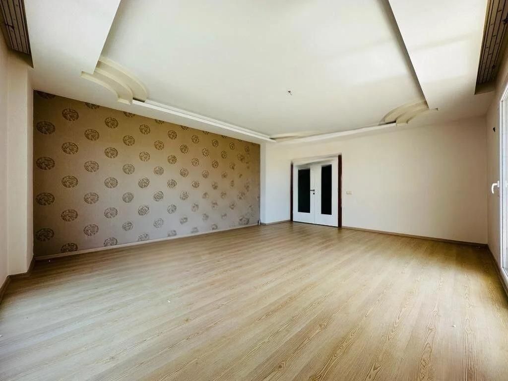 Квартира в Мерсине, Турция, 180 м2 фото 2
