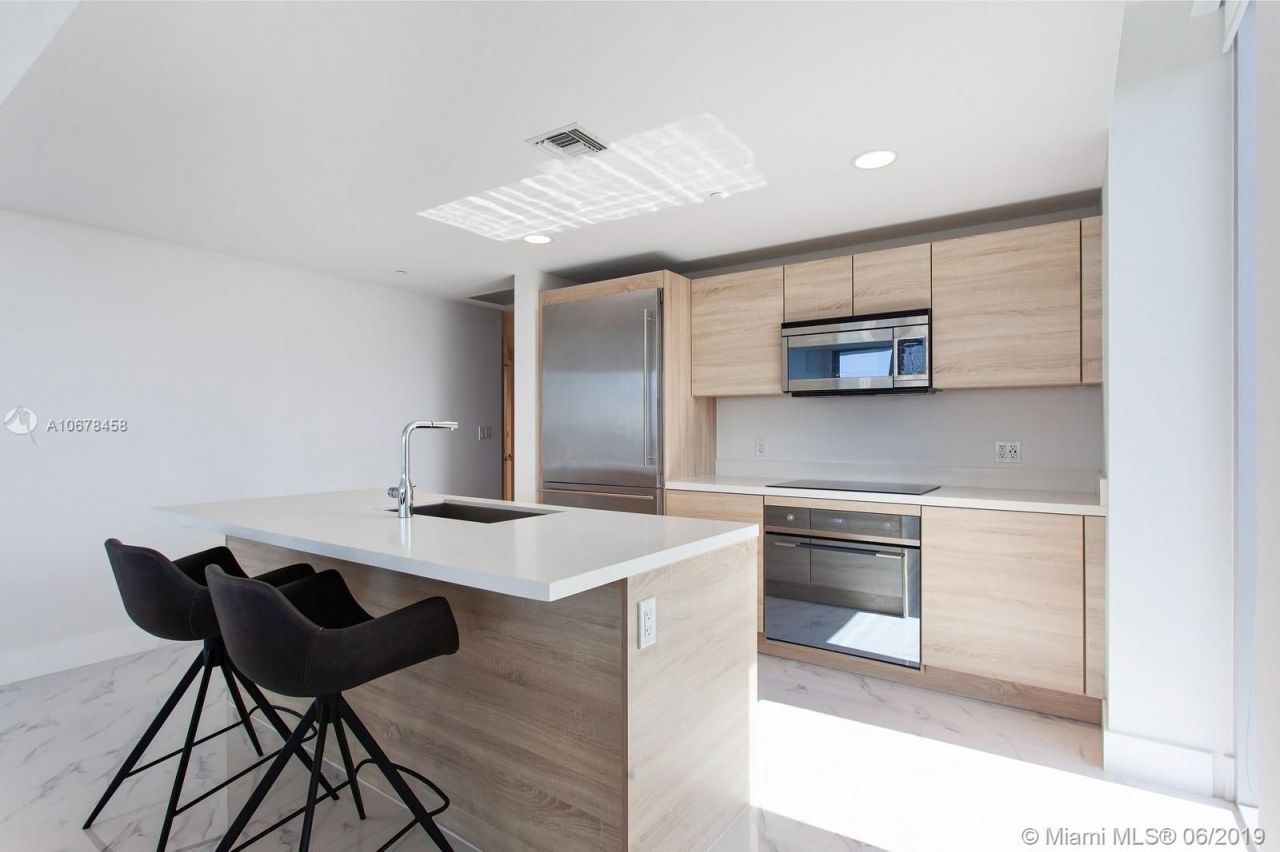 Квартира в Майами, США, 150 м2 фото 3