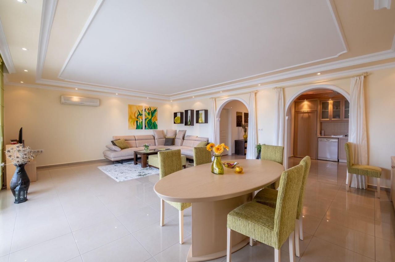 Квартира в Алании, Турция, 140 м2 фото 5