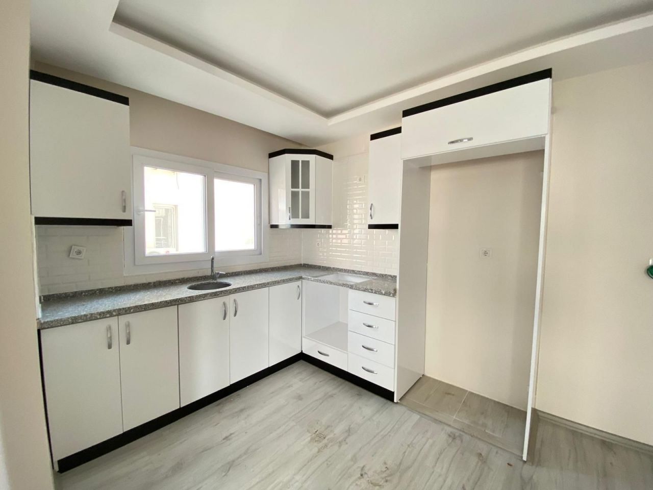 Квартира в Мерсине, Турция, 95 м2 фото 4