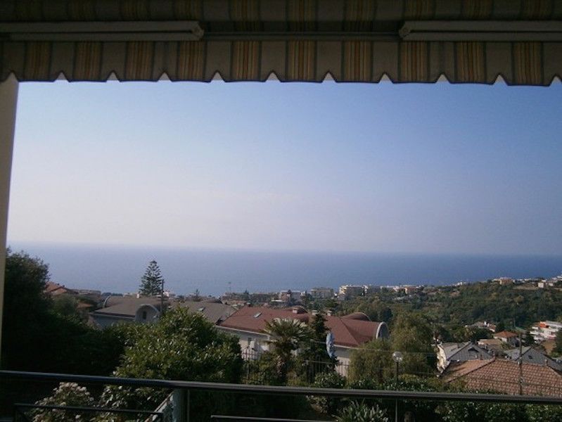 Апартаменты в Сан-Ремо, Италия, 105 м2 фото 4