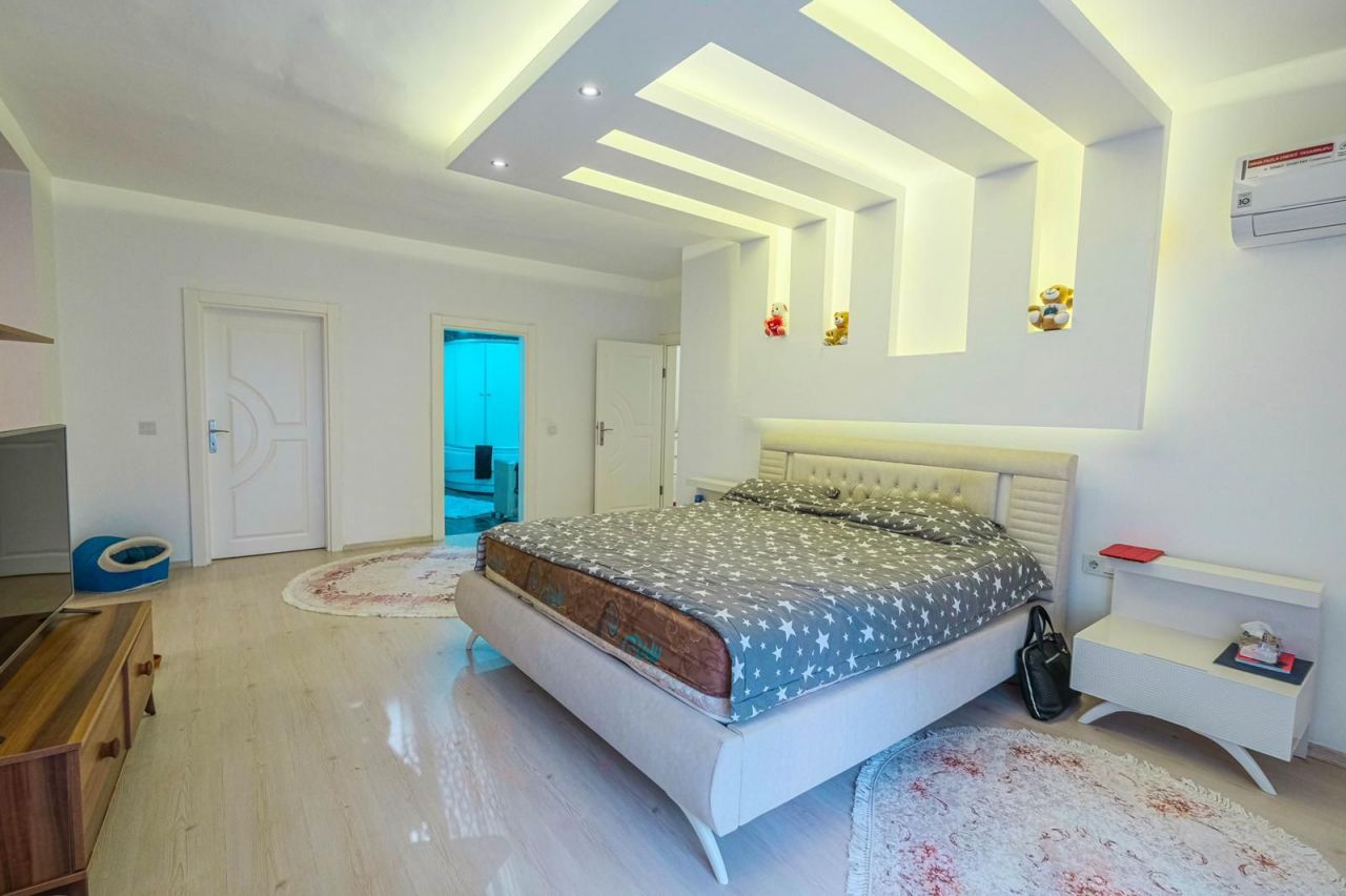 Квартира в Алании, Турция, 350 м2 фото 5