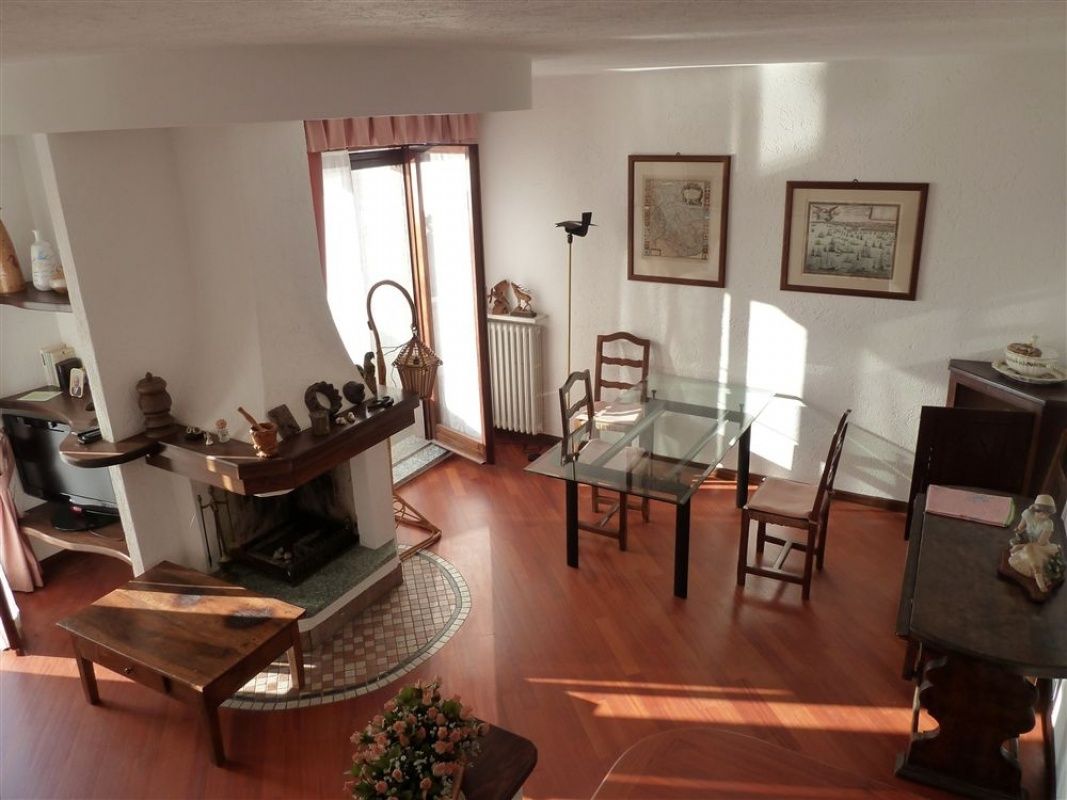 Квартира у озера Маджоре, Италия, 125 м2 фото 5