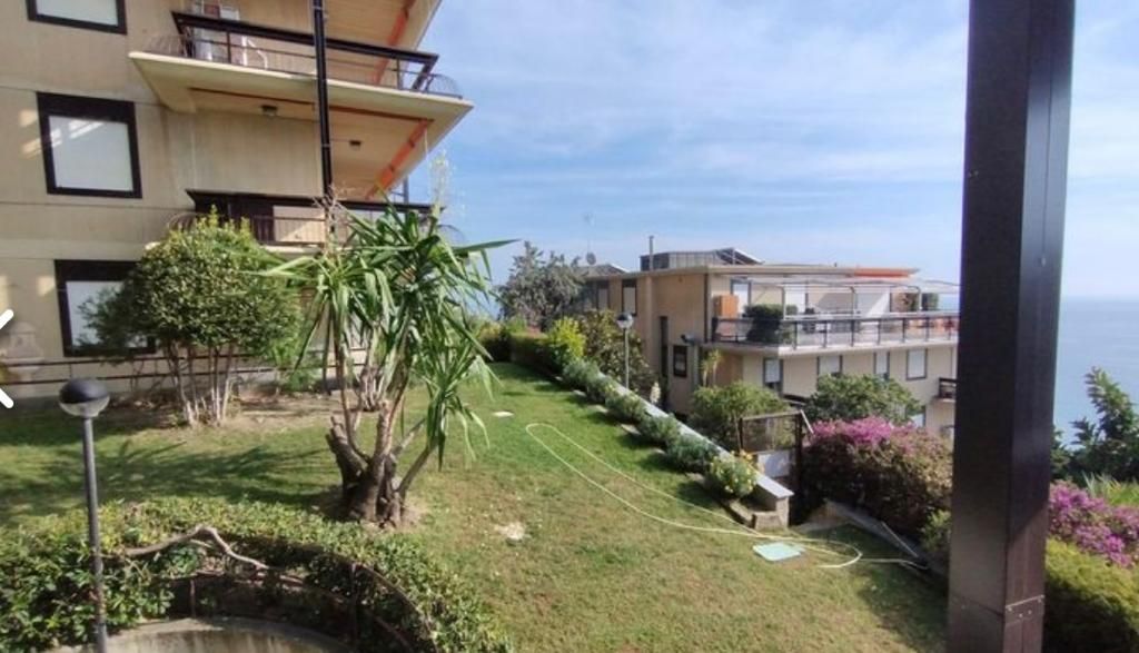Квартира в Сан-Ремо, Италия, 70 м2 фото 2