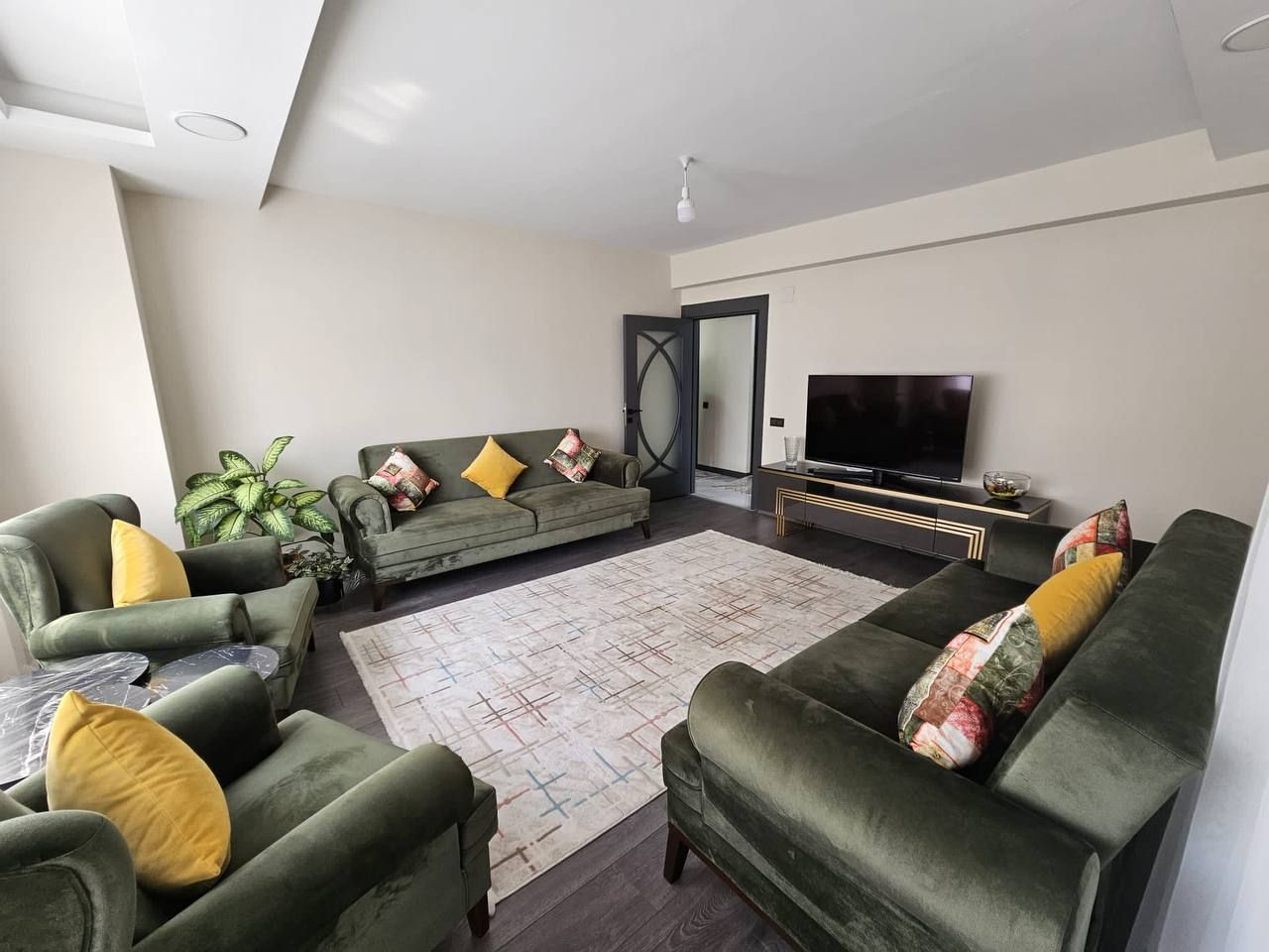 Квартира в Мерсине, Турция, 130 м2 фото 2