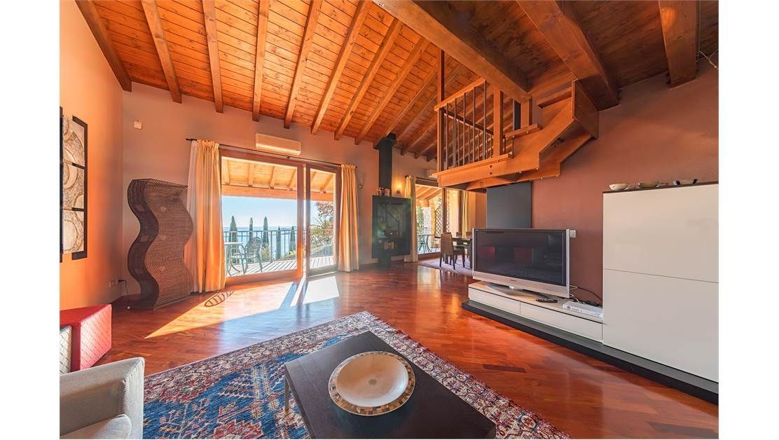 Квартира у озера Гарда, Италия, 200 м2 фото 5