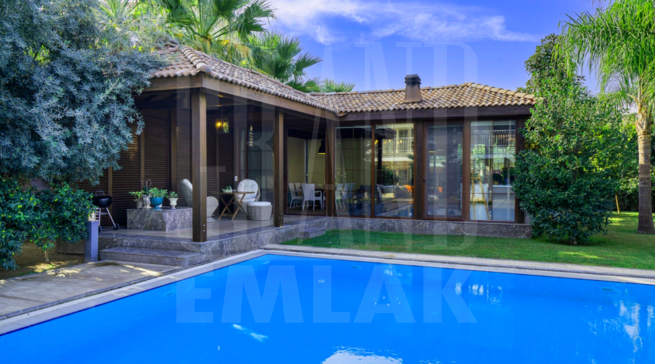 Вилла в Анталии, Турция, 540 м2 фото 2