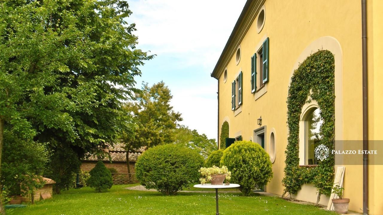 Дом в Кастильоне-дель-Лаго, Италия, 650 м2 фото 4