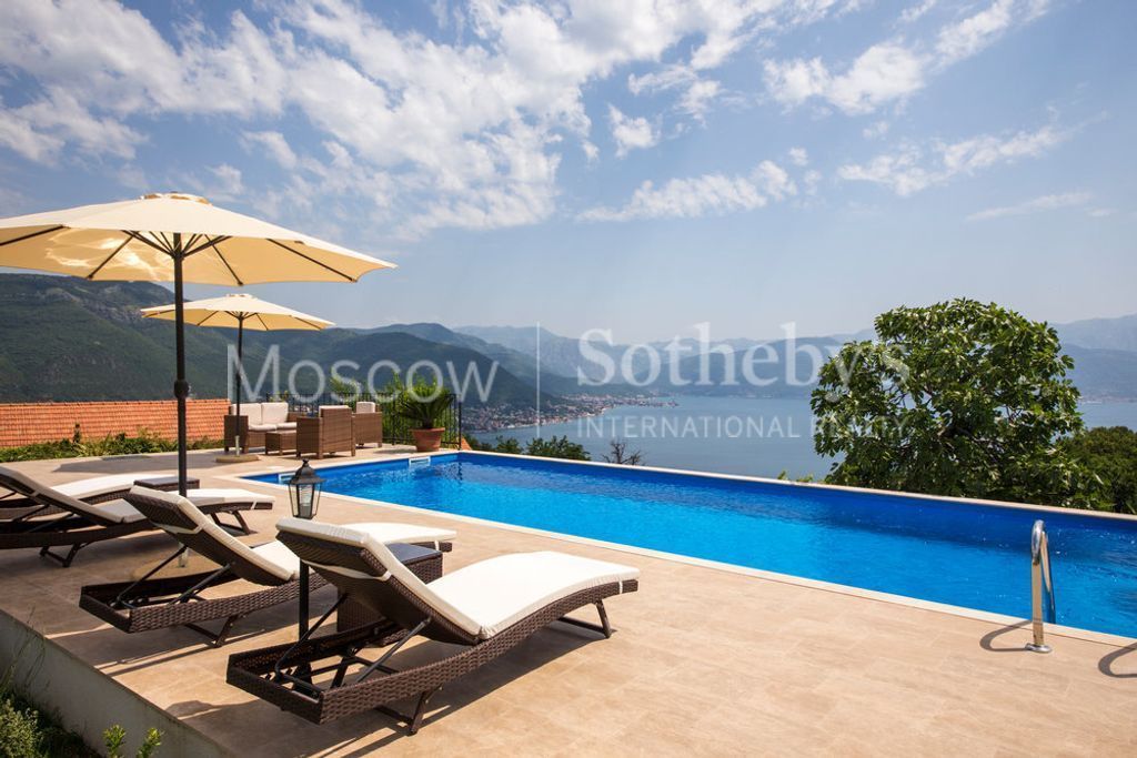 Вилла на полуострове Луштица, Черногория, 235 м2 фото 2