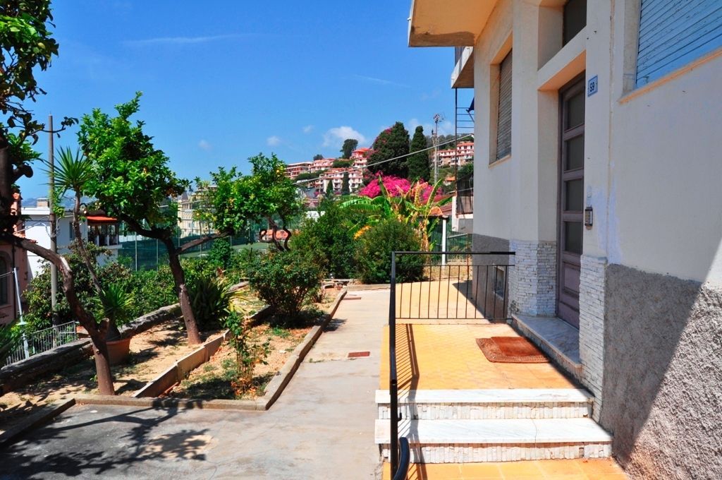 Квартира в Сан-Ремо, Италия, 75 м2 фото 2
