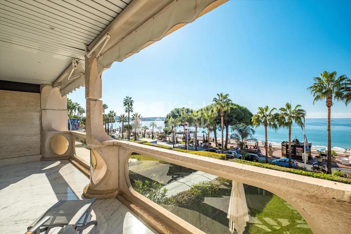 Апартаменты в Каннах, Франция, 100 м2 фото 2