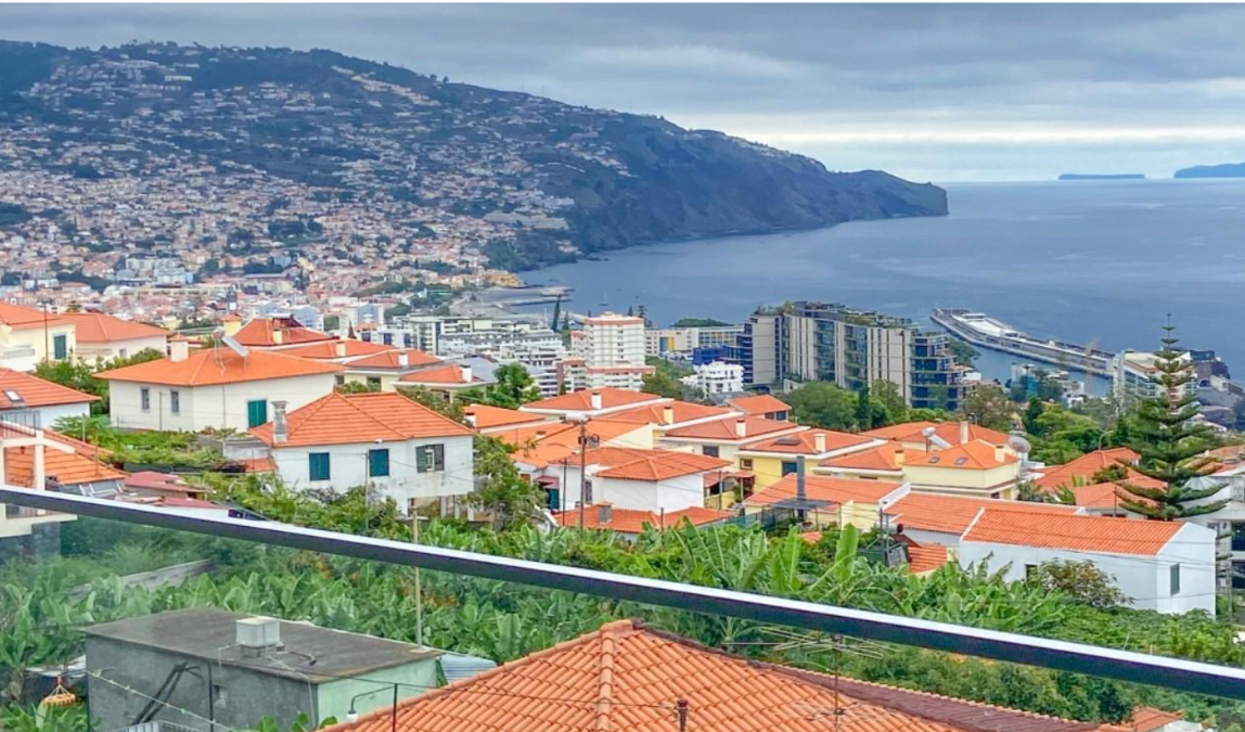Апартаменты в Фуншале, Португалия, 280 м2 фото 1