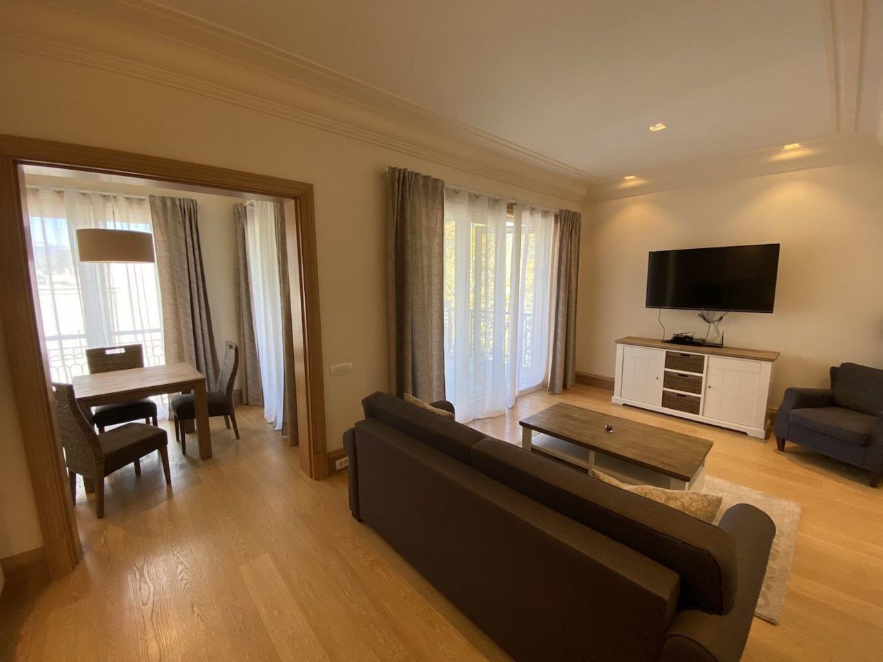 Апартаменты в Тивате, Черногория, 80 м2 фото 3