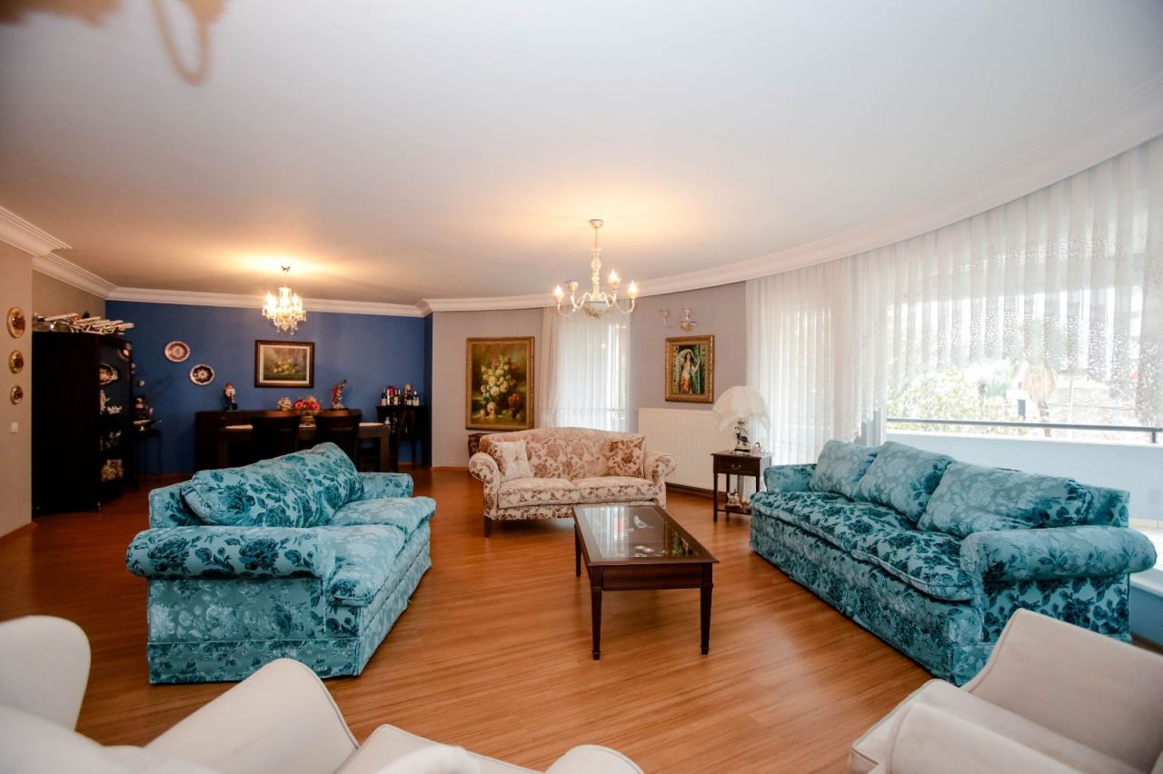 Квартира в Анталии, Турция, 360 м2 фото 3